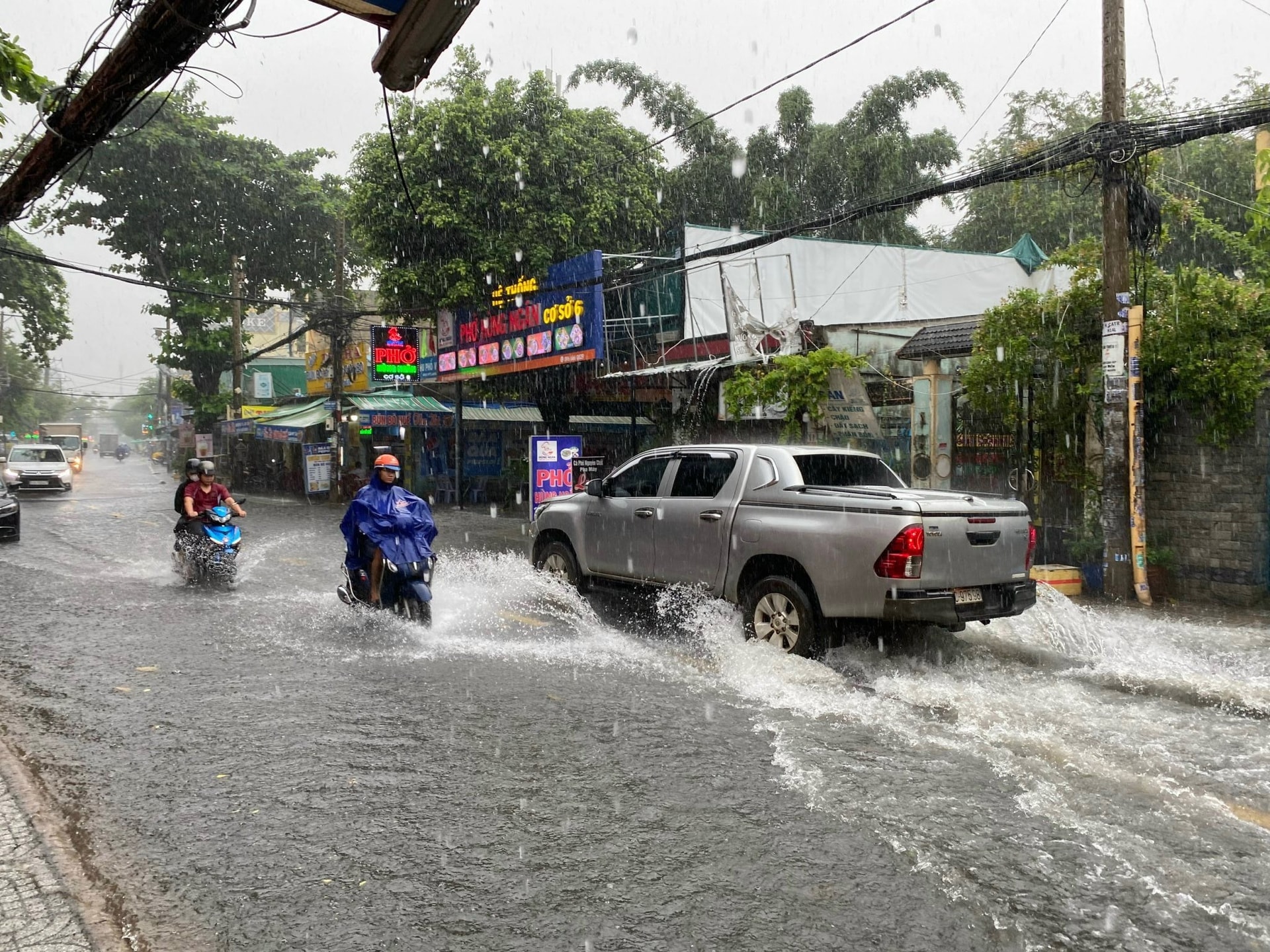 W_ngap-nuoc1.jpg