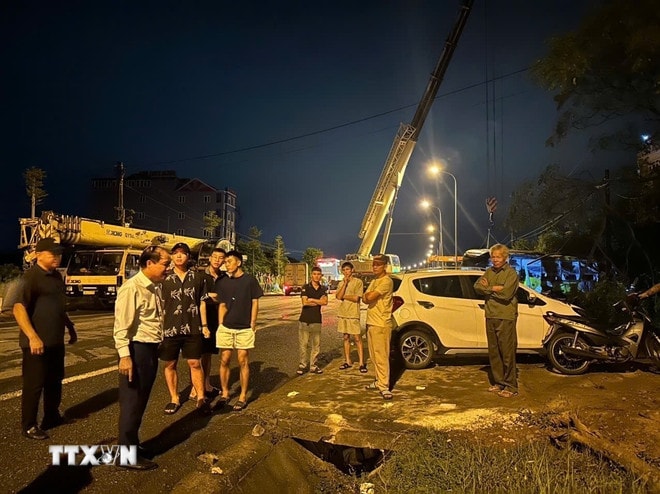 ttxvn-tai-nan-ha-tinh-2.jpg