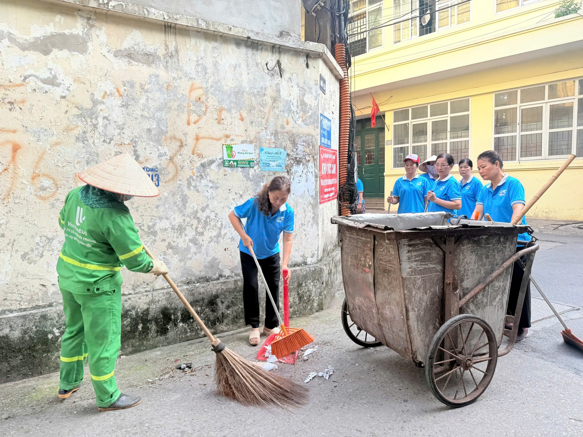 Hoạt động bảo vệ môi trường